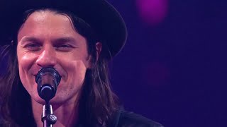 James Bay &amp; Ilia Malinin - Pink Lemonade (Art on Ice 2026)