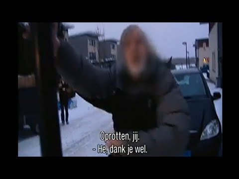 Terror-opa gaat helemaal los tijdens confrontatie met huurpiratenfamillie! - Opgelicht (2013)