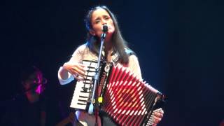 JULIETA VENEGAS EN VIVO / UN LUGAR / BOGOTÁ COLOMBIA