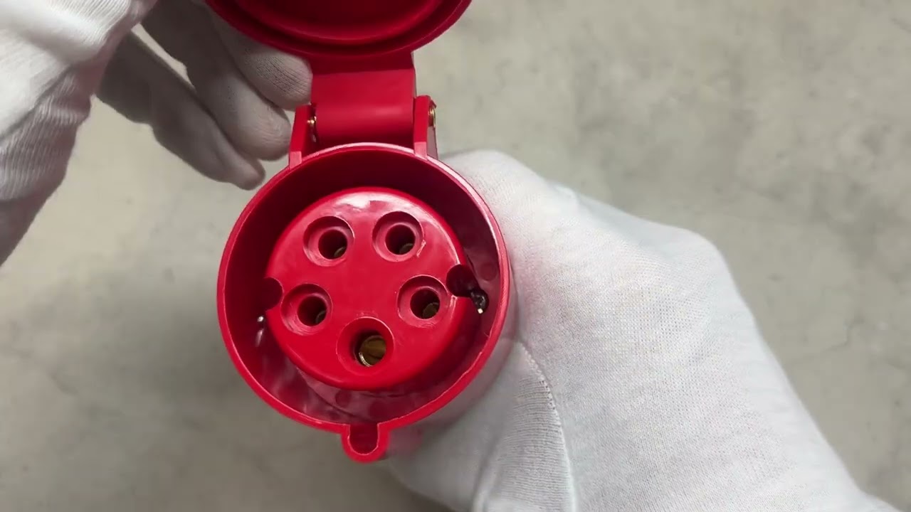 Розетка переносна 215 3Р+РЕ+N 16А 380-415В IP44 A0080020005