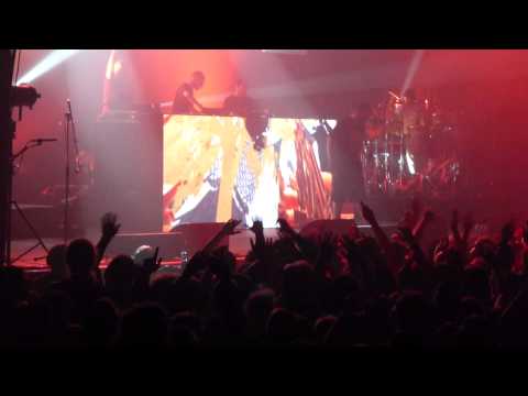 chinese man - skank in the air