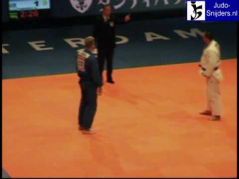 Judo 2009 Rotterdam: Padar (EST) - Tangriev (UZB) [+100kg].