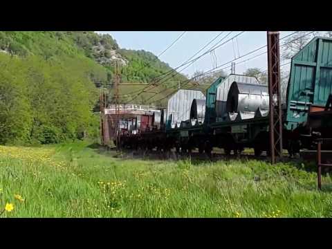 La doppia di e652 in transito a rigoroso