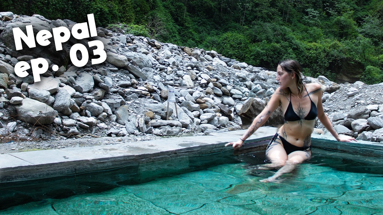 Encaramos 80KM A PÉ Para VIVER ISSO Nos Himalaias