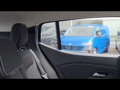 Kia Sorento 2.2d Auto Platinum Diesel 7 Seats - Image 2