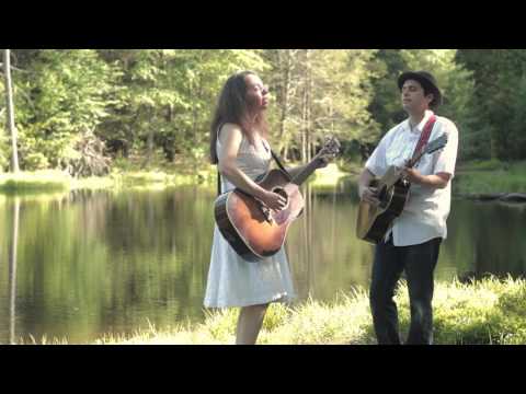 Garden Sessions: Mike & Ruthy - 