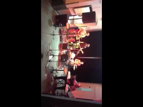 Addicted to love - Robert Palmer (cover) video thumbnail
