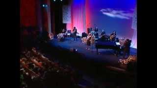 Lynn Anderson - Top Of The World (Rennaisance Center)