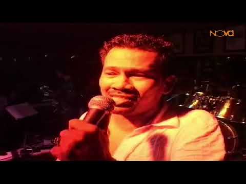 Pada Syurga Diwajahmu - Lefthanded Live & Unplugged at Planet Hollywood '06