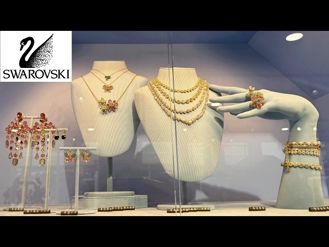 Vídeo relacionado con Swarovski Pendientes de aro Ariana Grande x Swarovski, Crystal Pearl, Talla baguette, Blancos, Baño de rodio