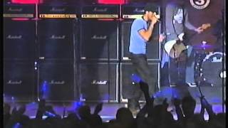 Enrique Iglesias - Addicted Live