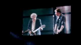 JOHNNY HALLYDAY  - BERTIGNAC / LIVE GENEVE (STADE DE LA PRAILLE - 2012)