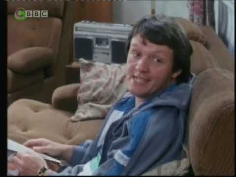 Look and Read - Geordie Racer - Episode 5 Race Day