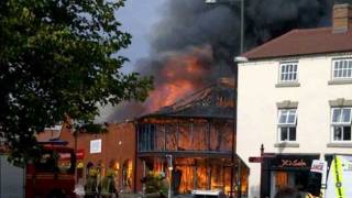 preview picture of video 'Fire In Kidderminster Town Centre (Haven, Lavines, Wilkinson's, BHF & Iceland) [HD]'