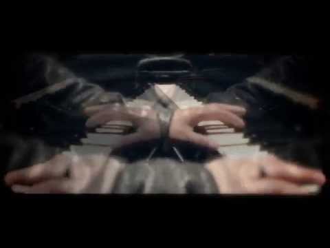 Nový videoklip Petra Bažíka natočený priamo v Zlatých Moravciach