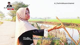 Download lagu Lirik lagu sholawat versi India Tin tana mp3