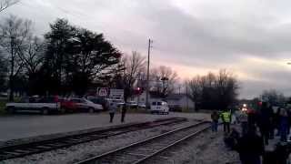 preview picture of video 'Santa Train comes to Sullivan'