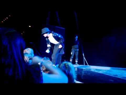 The Jacksons Munich 5 March 2013 with Amir on stage