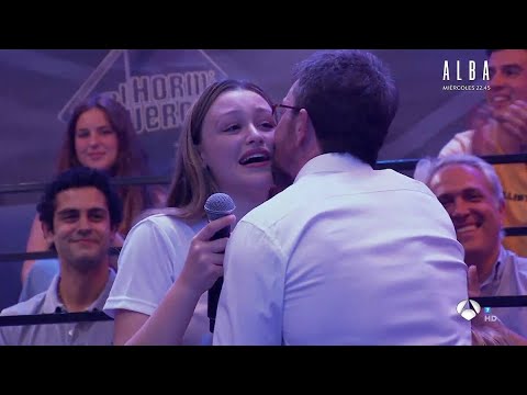 Una fan lleva el fenómeno groupie al plató de 'El Hormiguero' : "Qué guapo que eres, te quiero muchí