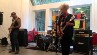 melvins (lite) - a growing disgust - live NYC - karma bookstore 6-29-15