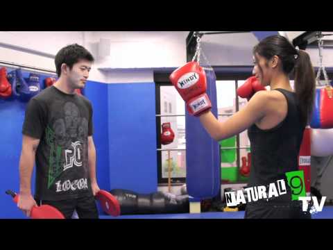 ジャブの打ち方【レディースキックボクシング】