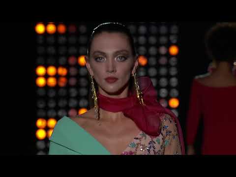Colección MOMS - Atelier Fiesta 2021 - Desfile Hannibal Laguna en MBFW