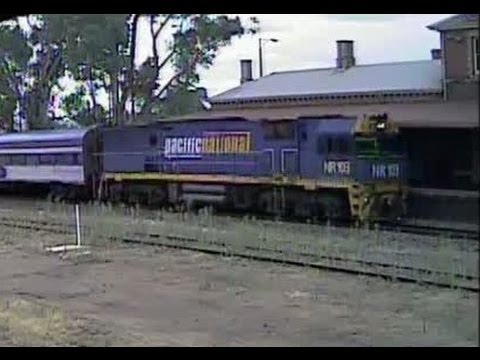Stawell Station Cam - NR 103 Overland  1st Feb 2013