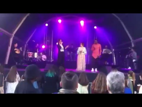 Carolina Deslandes,Dino D'Santiago e Maria Emília Reis,"Eu Sei" no "Primavera na Cidade"