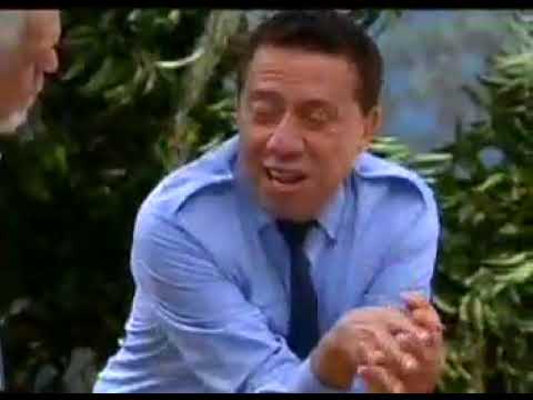 Severino quebra galho interpretando uma cobra🐍