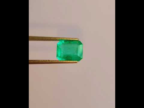 Natural Emerald 2.22 carat