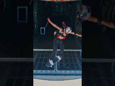 Leticia Bufoni grinde un rail à la sortie d&rsquo;un avion à 2 750 mètres d&rsquo;altitude
