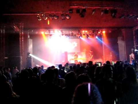 Shake It! dj Simon Sayz feat mc Antone Otrzęsiny PW Stodoła 29.10.2009