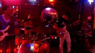 Shy Shape @Scarlet Pub (11/6/16)