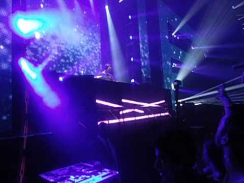 Holy Kukatu Grail (Hardwell MashUp) + TSUNAMI - HARDWELL Espaço das Americas 21.02.2014
