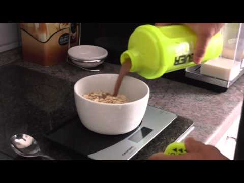 Protein-Haferflocken mit Power! BioTechUSA Athlet Michael Blum zeigt Euch wie´s geht!