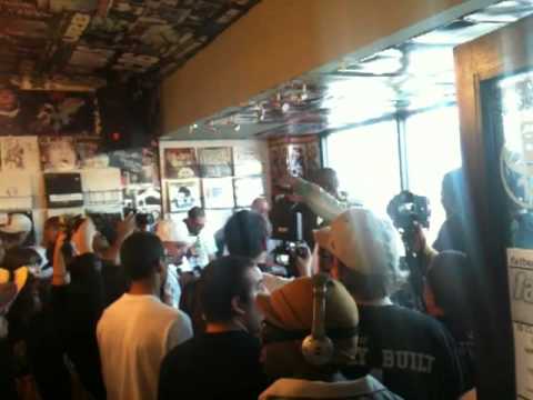 Erule-Listen up  Fatbeats LA Last stand performance