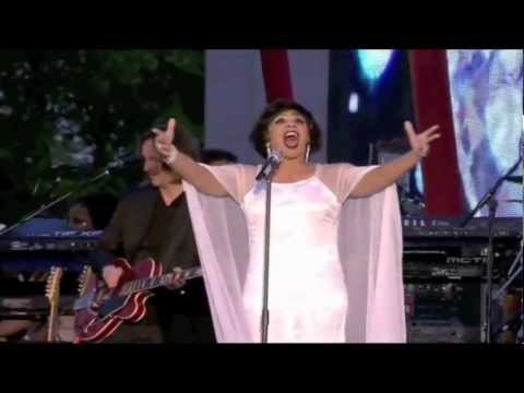 Diamonds Are Forever: Dame Shirley Bassey. The Queen's Diamond Jubilee Concert, London [HD]