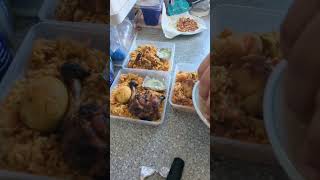 Download lagu එයාගේ ටීම් එකට දෙන්න හදපු බිරියානි එක #shortviral #food #foodie #foodforfoodies #lunch #foddielover mp3 Download lagu එයාගේ ටීම් එකට දෙන්න හදපු බිරියානි එක #shortviral #food #foodie #foodforfoodies #lunch #foddielover mp3