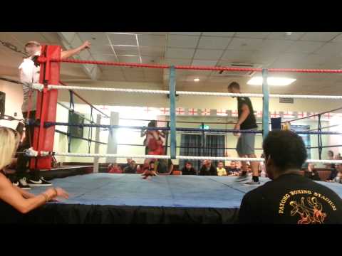 Michael walker title fight 16 / 6 / 13