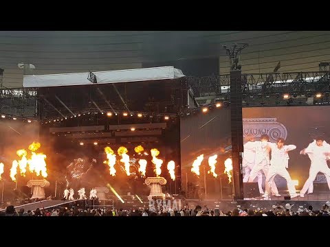 20190608 BTS SPEAK YOURSELF @Paris Day 2 - Intro + 'Dionysus' 직캠