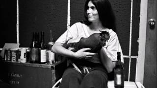 Emmylou Harris - The Bottle Let Me Down (Live 1975)
