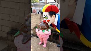 Download lagu THE ICE CREAM WAS EATEN BY A GIANT CLOWN #clown #icecream #icecream mp3