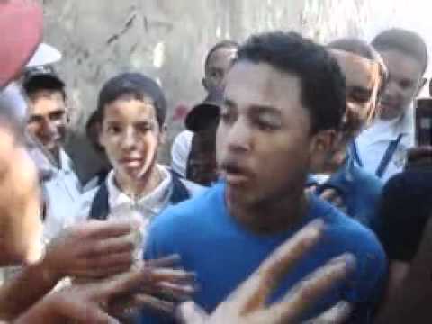 PapiTo Mc 2Bynota Vs ToRy 5 Batalla De Gallos 2010/2011-2012/2013