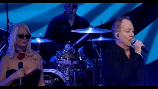 The B-52s - Hot Corner (With the Wild Crowd! Live in Athens, GA Part 15)