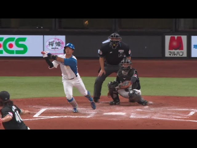 【6回裏】ファイターズ・細川凌平 プロ初ホームランはファンの待つライトスタンドへ!! 2023年9月26日 北海道日本ハムファイターズ 対 千葉ロッテマリーンズ