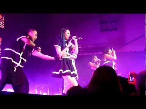 Little Mix (HD) -  DNA (Live, DNA Tour 2013, Royal Concert Hall, Nottingham)