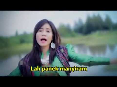 download lagu mp3 mp4 Minang Ovhi Firsty Sakik Bacinto, download lagu Minang Ovhi Firsty Sakik Bacinto gratis, unduh video klip Minang Ovhi Firsty Sakik Bacinto