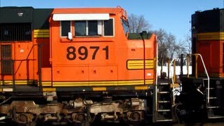 preview picture of video 'Radio: BNSF coal train has engine trouble coming up Agency Hill'
