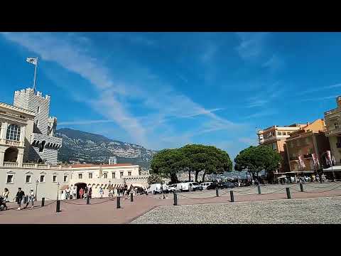 Walking around Prince's Palace of Monaco (Le Palais Princier de Monaco)