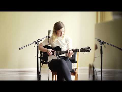 Hannah Read - Alexander (Live)